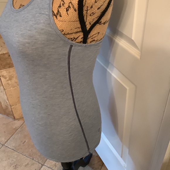 Heather Blue Lululemon T-shirt tank small 4? - Picture 2 of 11